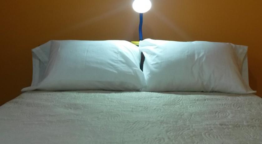 Royal Sweet Dreams Airport B&B Lima Rum bild