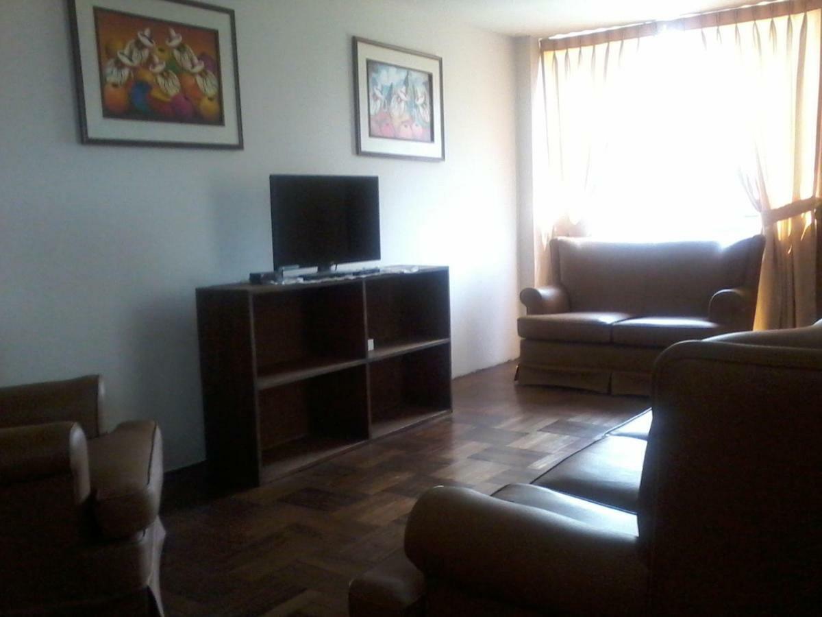 Royal Sweet Dreams Airport B&B Lima Exteriör bild